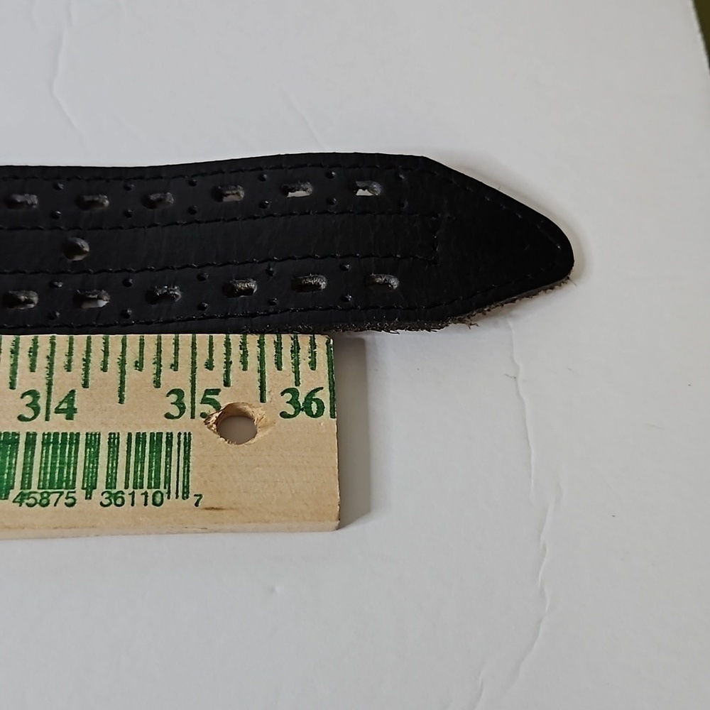 Leather Belt with Silvertone Buckle Black Pre-owned - Picture 4 of 5